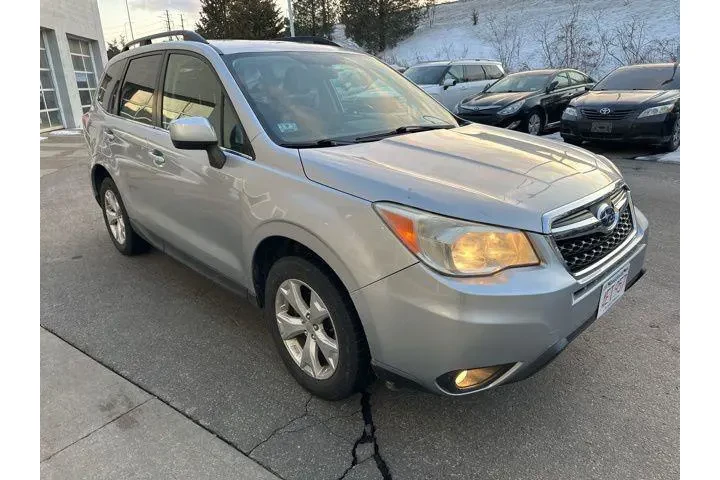 $11500 : Subaru Forester 2014 AWD 2.5 image 1