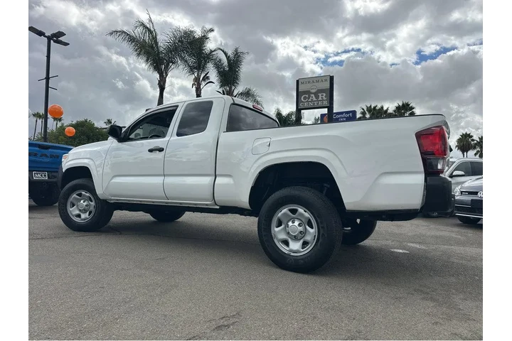 $19777 : 2019 Tacoma 4WD SR image 4