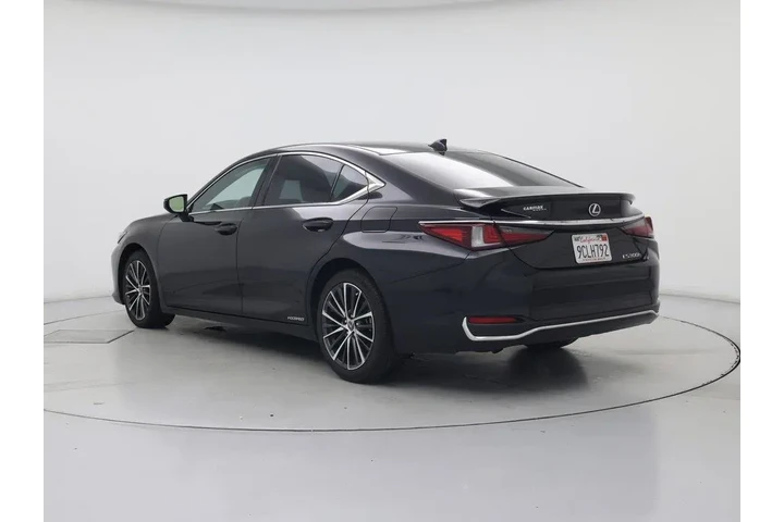 $29998 : Lexus ES 300h 2022 4dr Sedan image 2