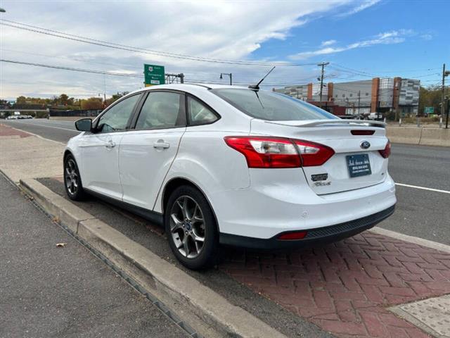 $6495 : 2013 Focus SE image 6