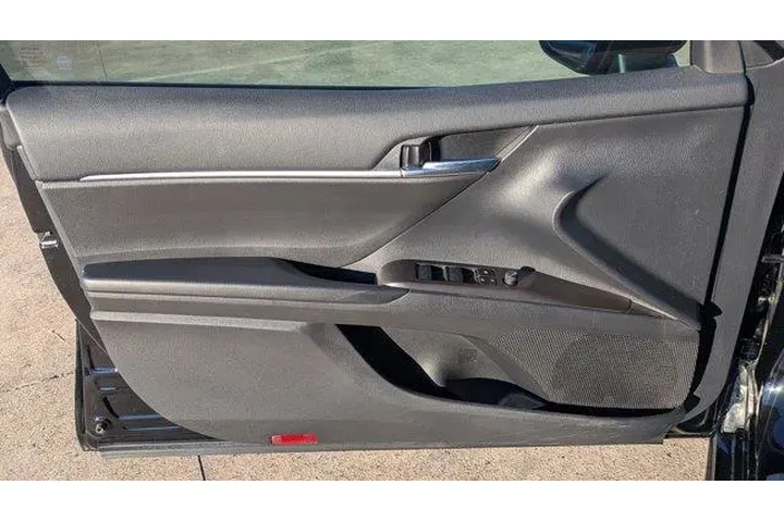 $21000 : Toyota Camry 2023 SE 4dr Sed image 10