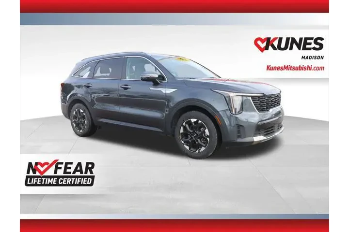 $24490 : Kia Sorento 2024 S 4dr SUV image 1