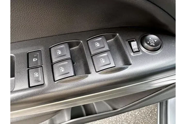 $32888 : Chevrolet Colorado 2022 4x4 image 9