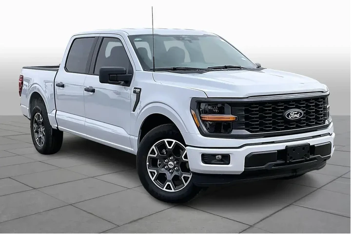 $39733 : Ford F-150 2025 4x2 STX 4dr image 2
