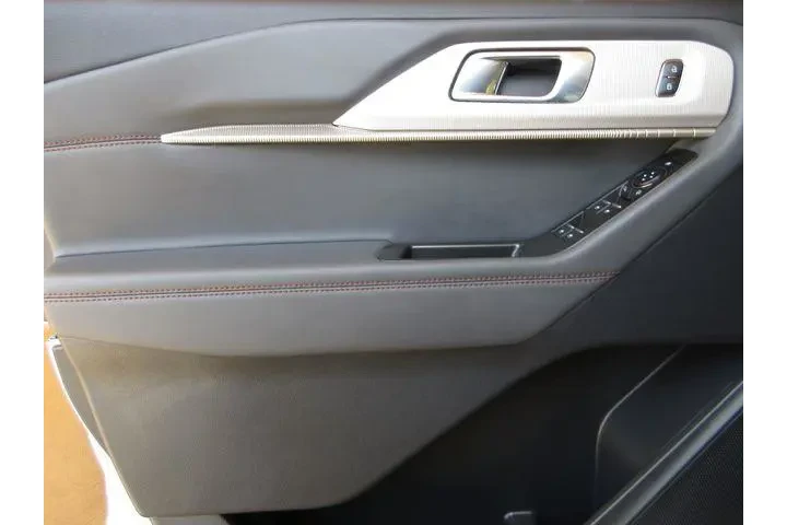 $36808 : Ford Explorer 2025 Active 4d image 9