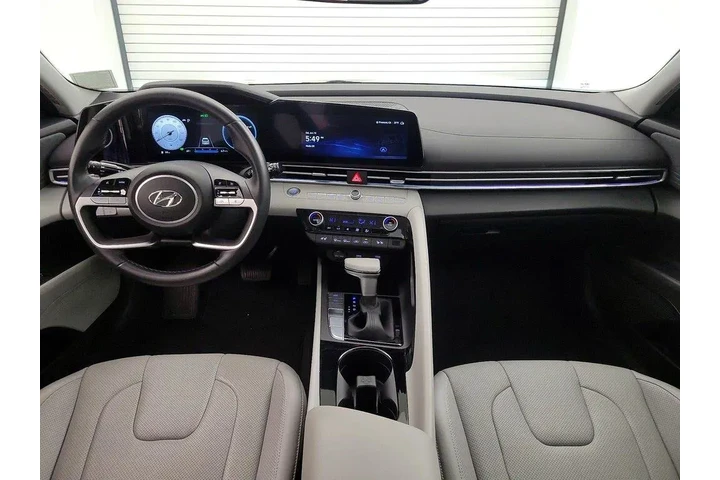 $24998 : Hyundai ELANTRA Hybrid 2023 image 9