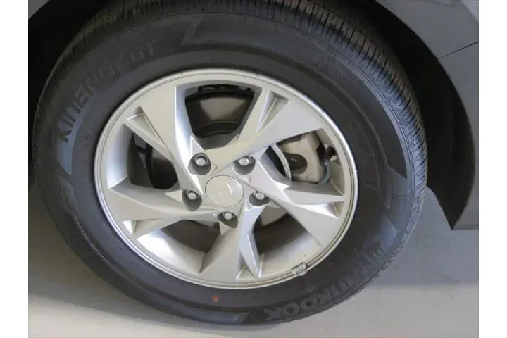 $19761 : Hyundai ELANTRA 2023 SE 4dr image 9