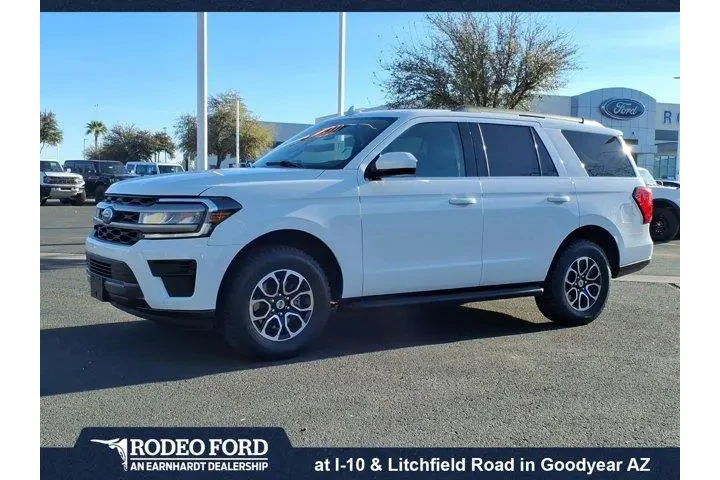 $39999 : Ford Expedition 2024 4x4 XLT image 1