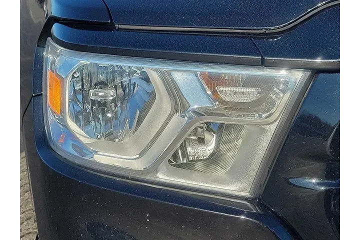 $22000 : Ram 1500 2019 4x4 Big Horn 4 image 9