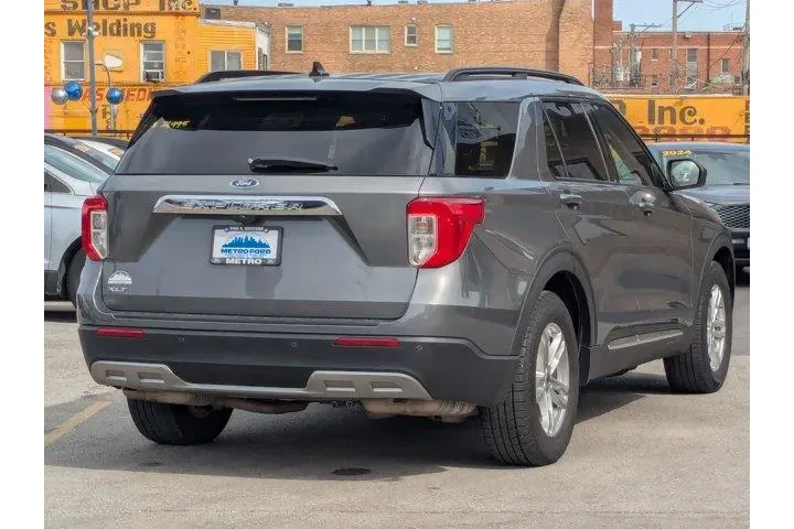 $26598 : Ford Explorer 2023 XLT 4dr S image 4