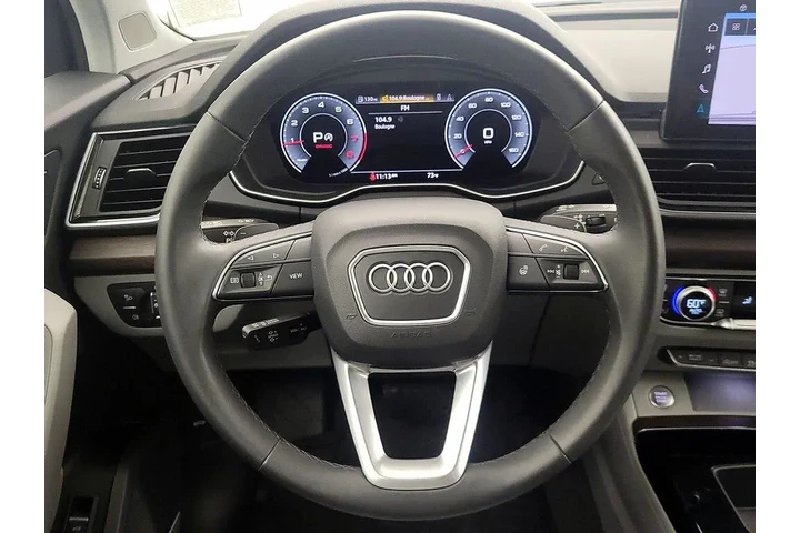 $39998 : Audi Q5 2023 AWD quattro S l image 10