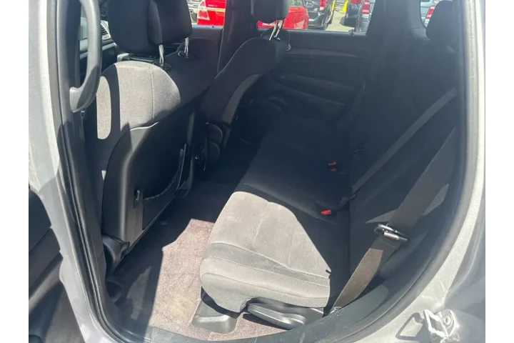 $13990 : 2016 Grand Cherokee Laredo image 9