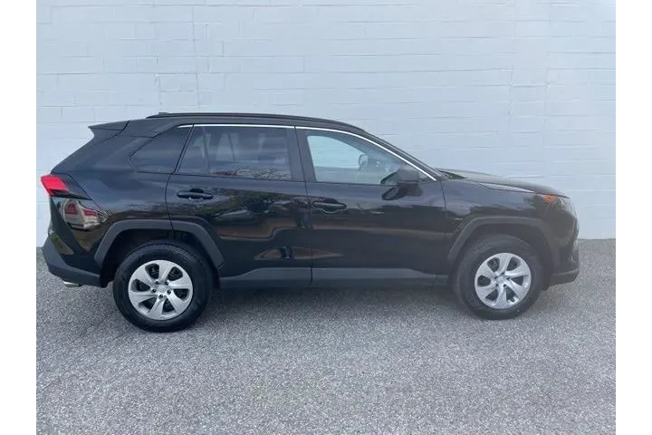 $16600 : Toyota RAV4 2019 AWD LE 4dr image 4