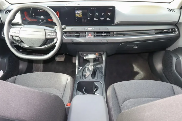 $19988 : 2025 K4 LXS FWD image 10