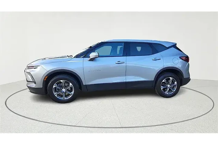 $23933 : Chevrolet Blazer 2024 LT 4dr image 4