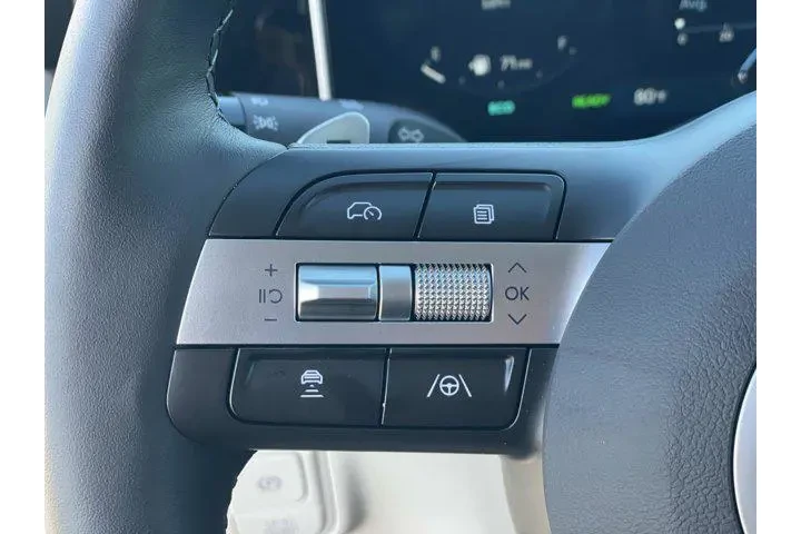 $36075 : Hyundai TUCSON Hybrid 2025 A image 8