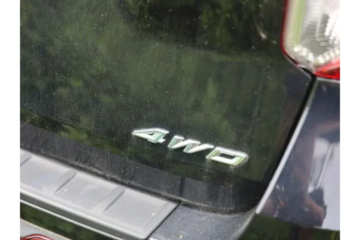 $33923 : Ford Explorer 2023 AWD XLT 4 image 1