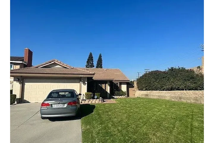 $2800 : ¡Su nueva casa le espera! image 1