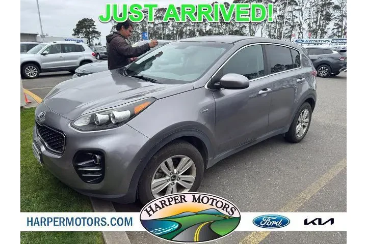 $11000 : Kia Sportage 2018 AWD LX 4dr image 1