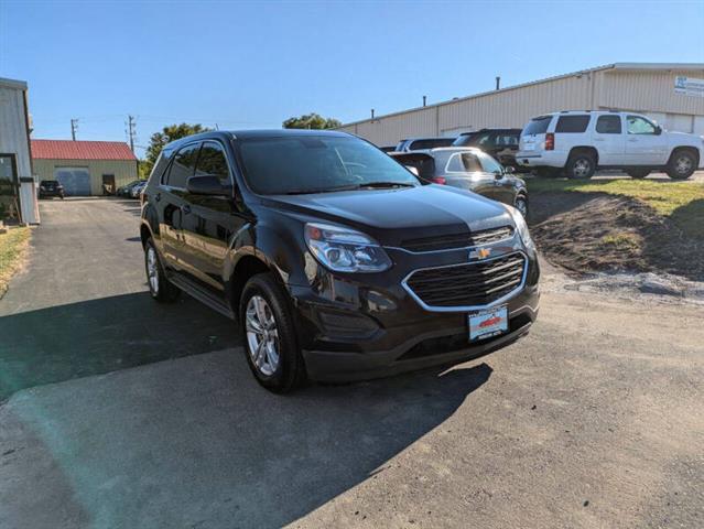 $10990 : 2017 Equinox LS image 8