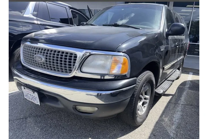 $8999 : Ford Expedition 1999 XLT 4dr image 1