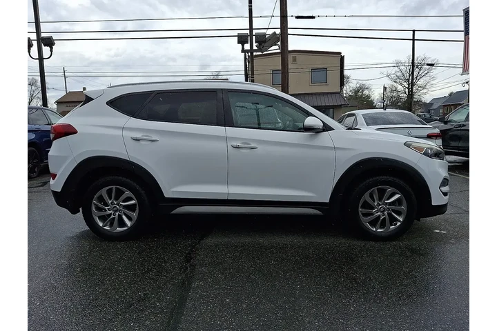$14736 : Hyundai TUCSON 2017 AWD SE P image 6