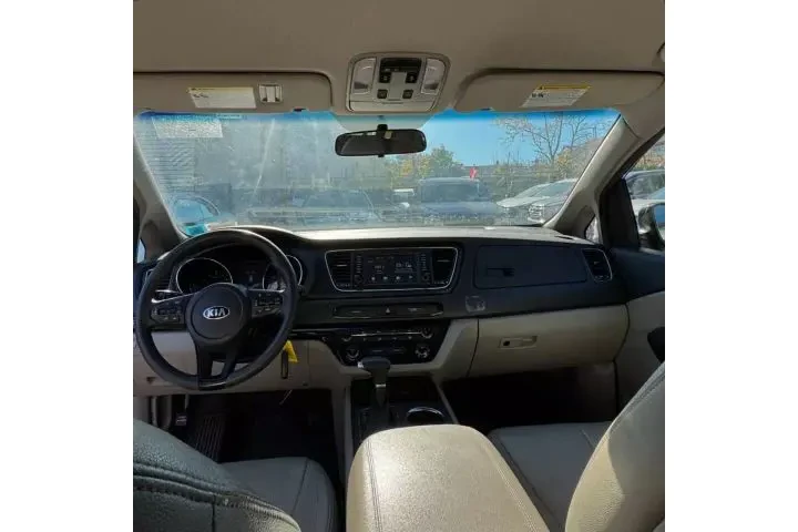 2020 KIA SEDONA2020 KIA SEDONA image 5