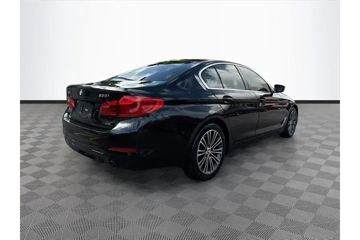 $17486 : BMW 5 Series 2020 530i 4dr S image 6