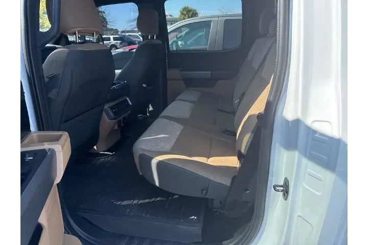 $32643 : Ford F-150 2021 4x4 XL 4dr S image 10