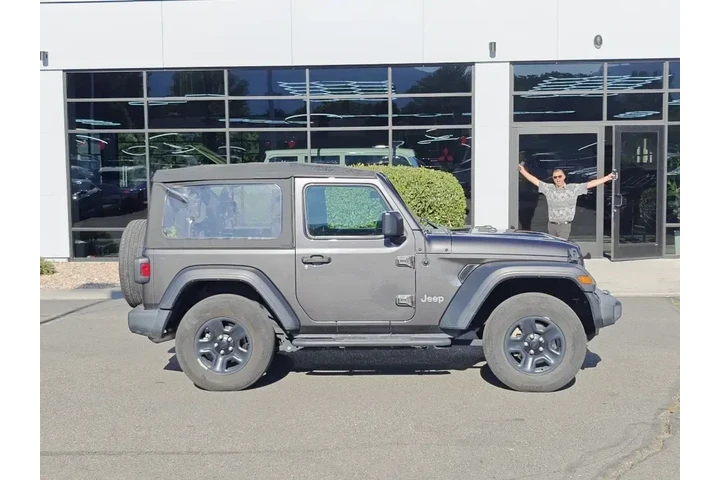 $24080 : Jeep Wrangler 2020 4x4 Willy image 8