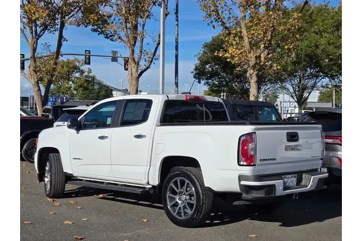 $30795 : GMC Canyon 2019 4x4 Denali 4 image 6