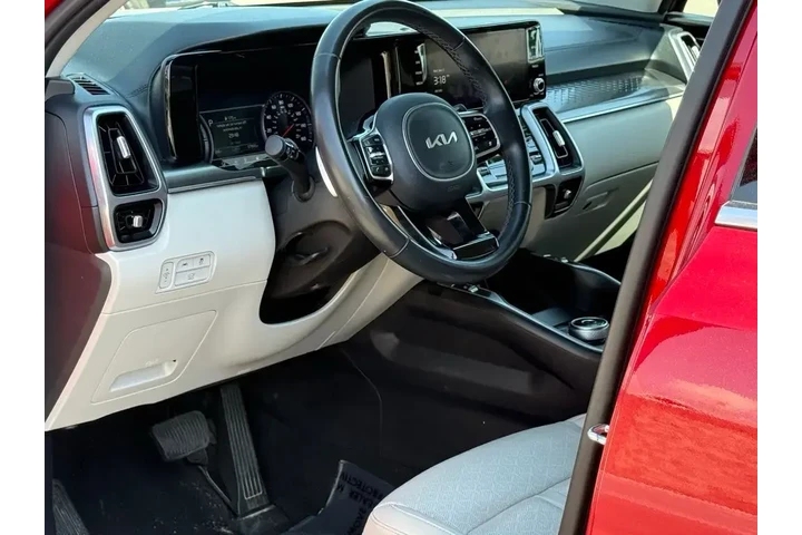 $24789 : Kia Sorento Hybrid 2023 EX 4 image 6