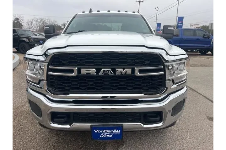 $39995 : Ram 3500 2023 4x4 Tradesman image 3