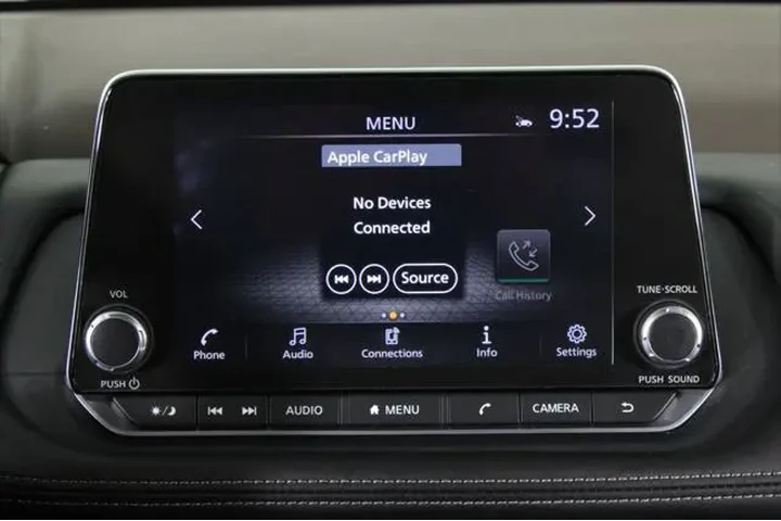 $20251 : Nissan Rogue 2023 SV 4dr Cro image 9