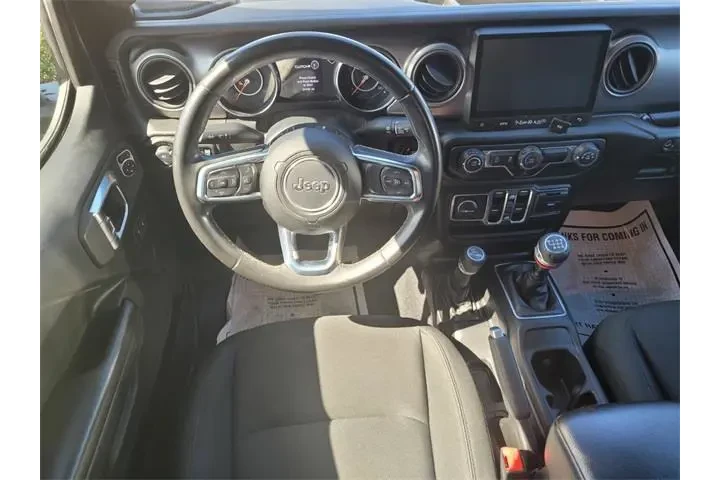 $27990 : Jeep Gladiator 2020 4x4 Spor image 10