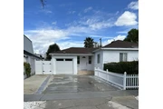$2100 : 2 Bed 2 Bath Home in Koreatown thumbnail