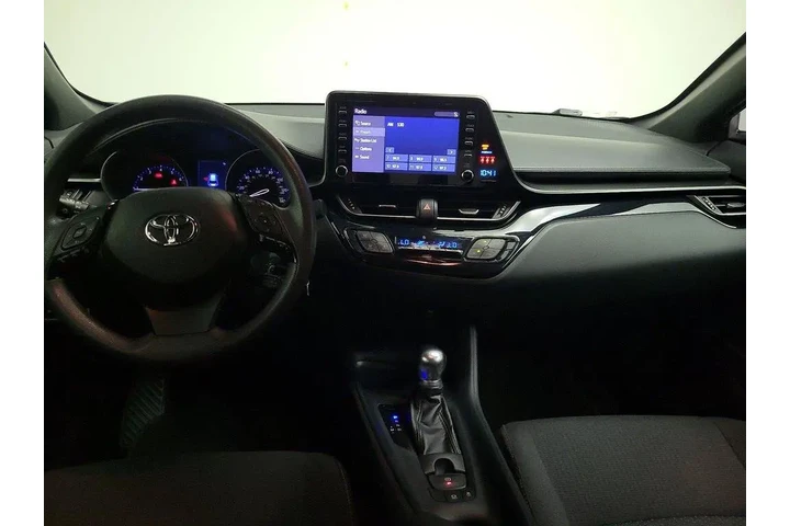 $16998 : Toyota C-HR 2019 LE 4dr Cros image 9