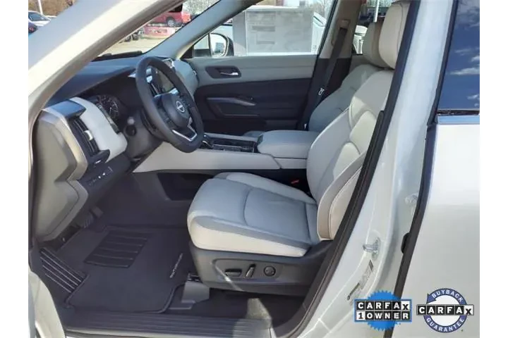 $35985 : Nissan Pathfinder 2024 AWD S image 6
