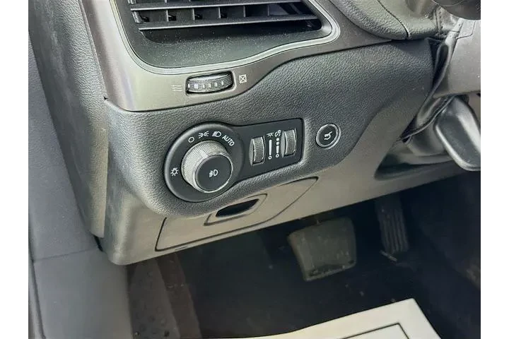 $22000 : Jeep Cherokee 2022 Latitude image 10