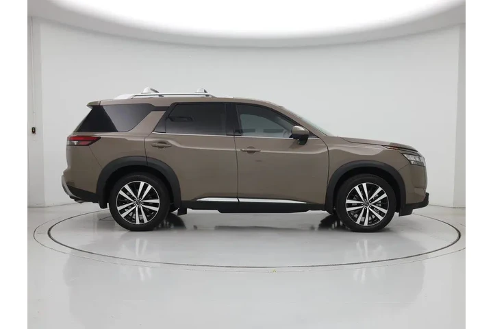 $37998 : Nissan Pathfinder 2024 Plati image 7