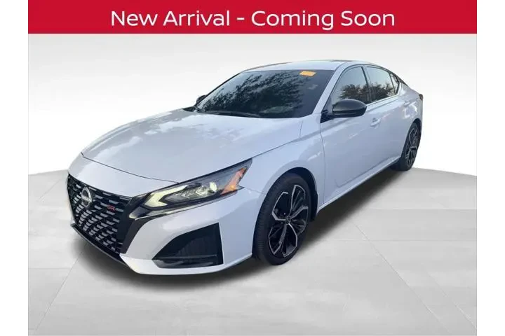 $24687 : Nissan Altima 2025 2.5 SR 4d image 2
