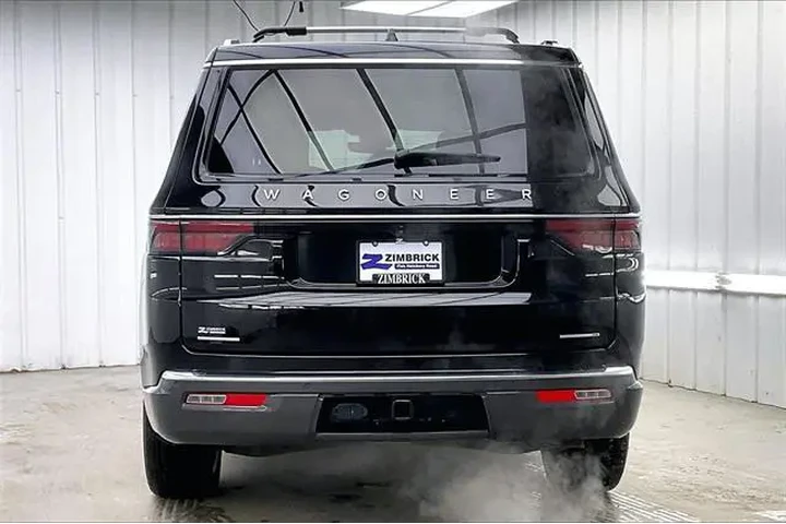 $33490 : Jeep Wagoneer 2022 4x4 Serie image 4