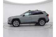 $30998 : Toyota RAV4 2022 AWD XLE Pre thumbnail