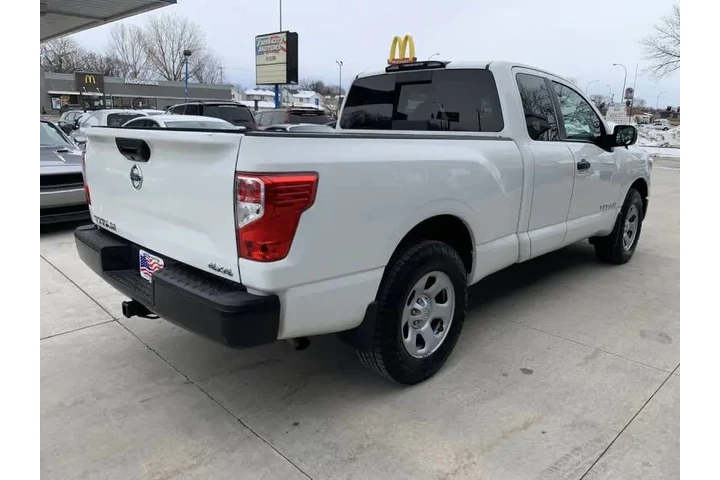 $19990 : 2018 Titan S image 7