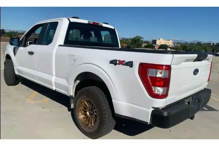 $29800 : Ford F-150 2021 4x4 XL 4dr S image 4