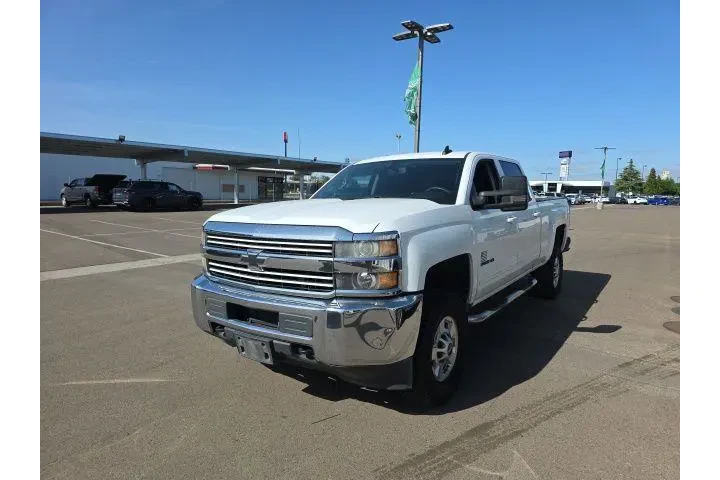 $28900 : Chevrolet Silverado 2500HD 2 image 3