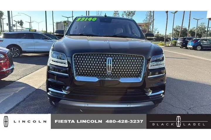 $32718 : Lincoln Navigator 2019 4x4 R image 2