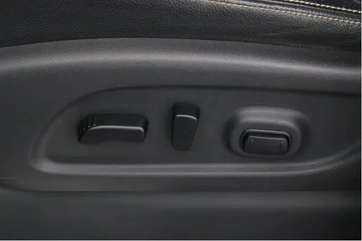 $27951 : Nissan Titan XD 2018 4x4 SL image 7