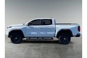 $35182 : GMC Canyon 2023 4x4 Elevatio thumbnail