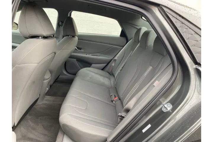 $16299 : Hyundai ELANTRA 2024 SEL 4dr image 7